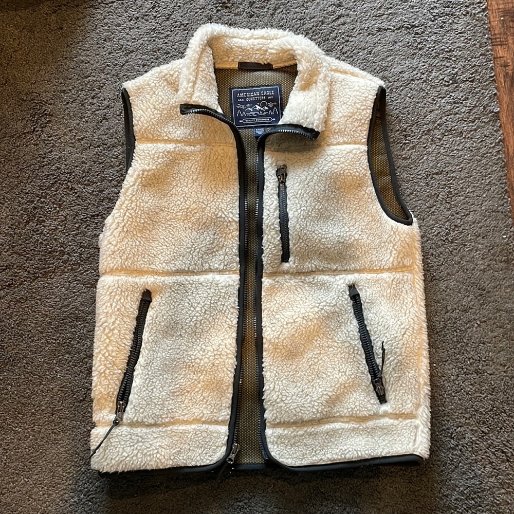 America Eagle Outfitters Sherpa Vest. Only selling because I don’t wear it
